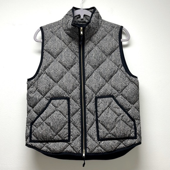 J. Crew | Herringbone Excursion Quilted Down Vest Winter L - Picture 2 of 12